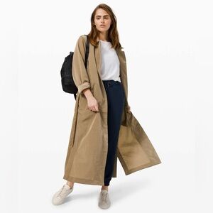 Lululemon Always Effortless Trench
“Frontier” Brown/tan Color, size 10